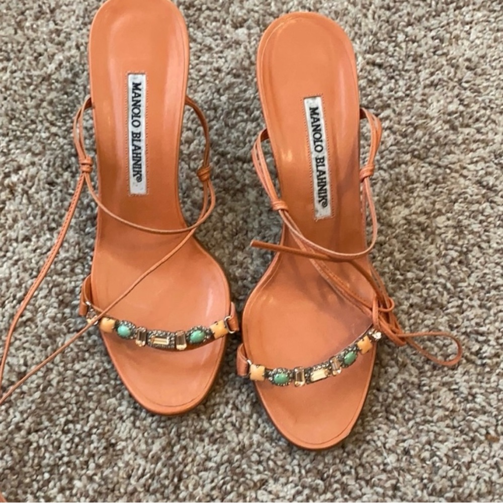 MANOLO BLAHNIK HEELS